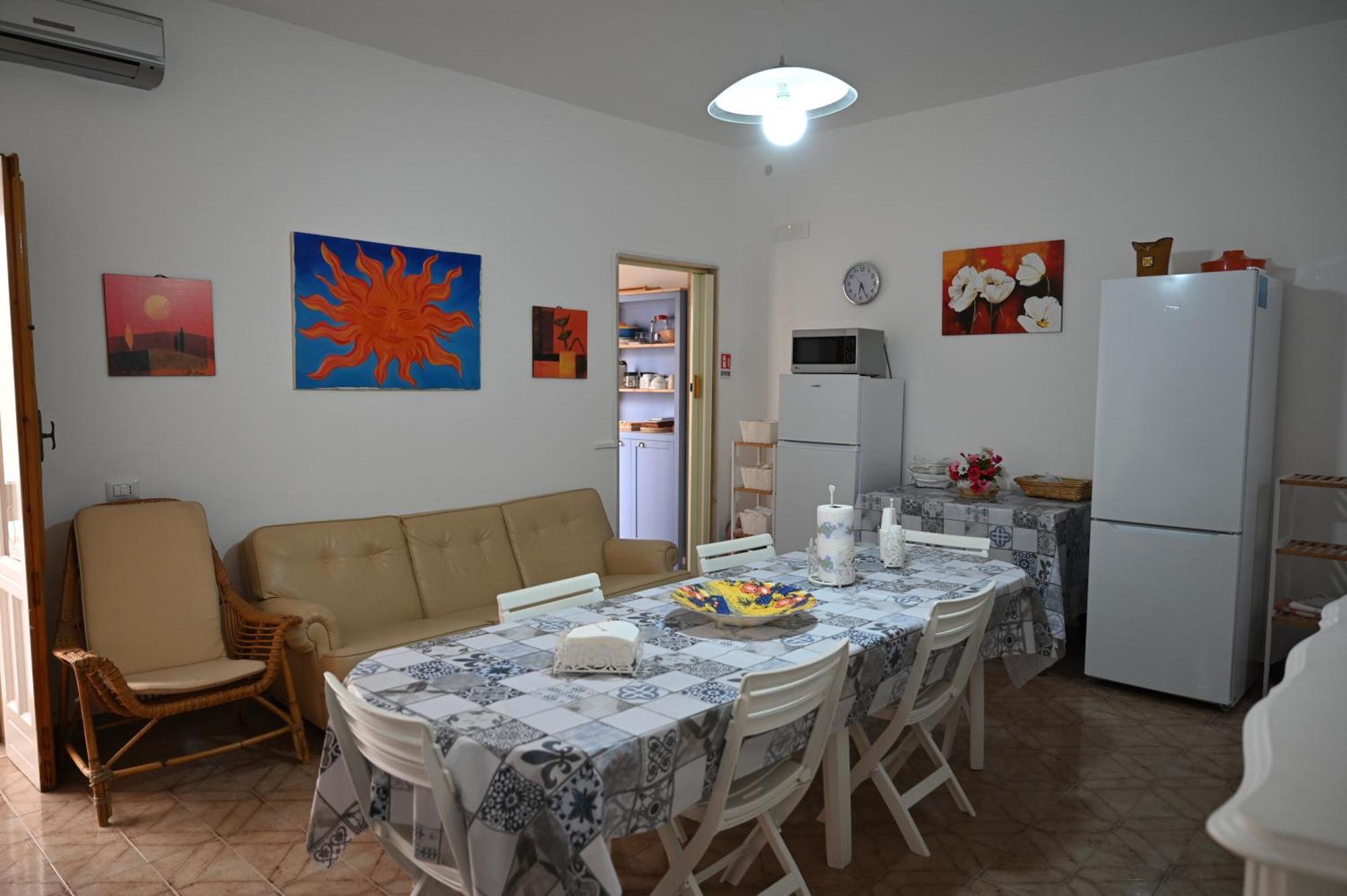 Casa Vacanze Sonia Torre Lapillo Exterior photo